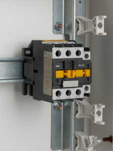 aHR0cHM6Ly9jZG4tMDEuaWVrLnJ1L21lZGlhL29yaWdpbmFsLzEzZGY0NWI3NWE3ZjQ3NGQyZjdmMGU5N2IwMmU2YjcxYjMxZTQ2ZmIyM2E4Y2M2NzBkZjJhNjllMGZhNWNhMzIuanBn