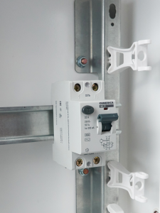 aHR0cHM6Ly9jZG4tMDEuaWVrLnJ1L21lZGlhL29yaWdpbmFsL2NmMGI3M2U3OTc5MzNlZTk0Y2VjYzQ3YThkOGVhNWI4MDhmODVjNGJkZjdlY2ZmZDQ3NmEwZmM1NzM3NTU5N2UuanBn