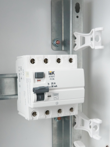 aHR0cHM6Ly9jZG4tMDEuaWVrLnJ1L21lZGlhL29yaWdpbmFsLzBlMDk5MjhlYjFiZDZmMTNkODE1YmYyNDBlMDViMDc4MjAyOTI5ODA4NjliMzI3MzU2YzYxNjE5ODZjYTYyM2MuanBn