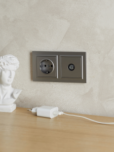 aHR0cHM6Ly9jZG4tMDEuaWVrLnJ1L21lZGlhL29yaWdpbmFsLzVkYzY4Y2NjYjMwMGU1NGYyMDIyMGFlZWU3NTNhNDk4MjhjNzQ0MDk2OGFkOWY3ZWU3NjViMTk3ZjFlY2NlNTYuanBn