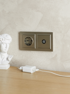 aHR0cHM6Ly9jZG4tMDEuaWVrLnJ1L21lZGlhL29yaWdpbmFsLzI4YjhiN2QyMWY3YzFmNzgxNmYyM2ZjOGJmMTdkYmNkZmZhZjIxZGJkZWI0ZmUyOWY5MjU0YjMxNGZjMGZmYzYuanBn